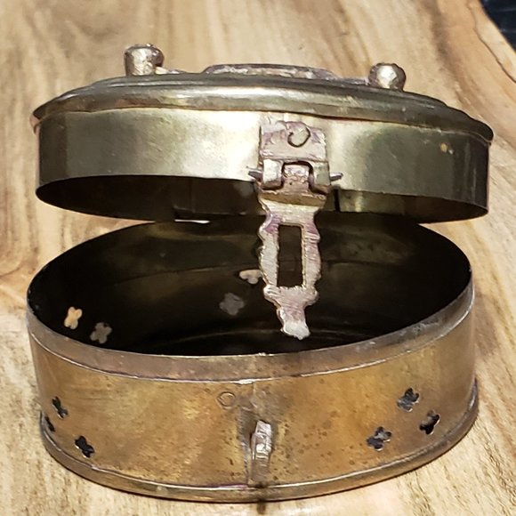 Brass Trinket Holder. - Picture 3 of 3